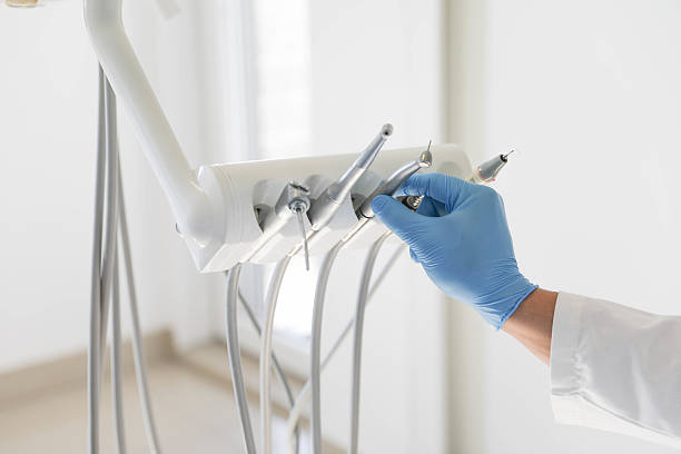 24/7 Emergency Dental Implants experts in Clinton, MO